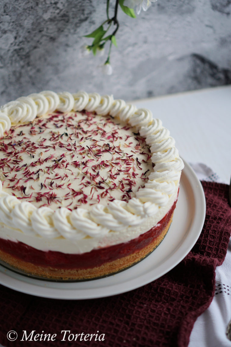 Erdbeer-Limokuchen für #neuekuchenklassiker im März - Meine Torteria