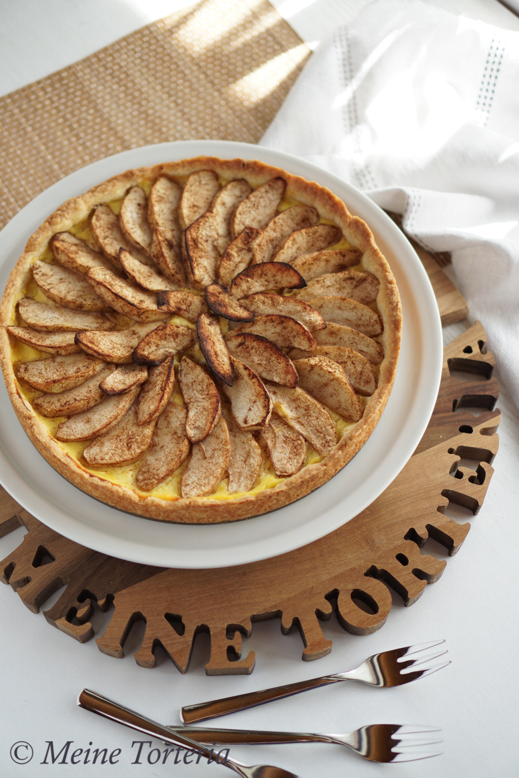 Apfeltarte mit Vanillecreme - Meine Torteria