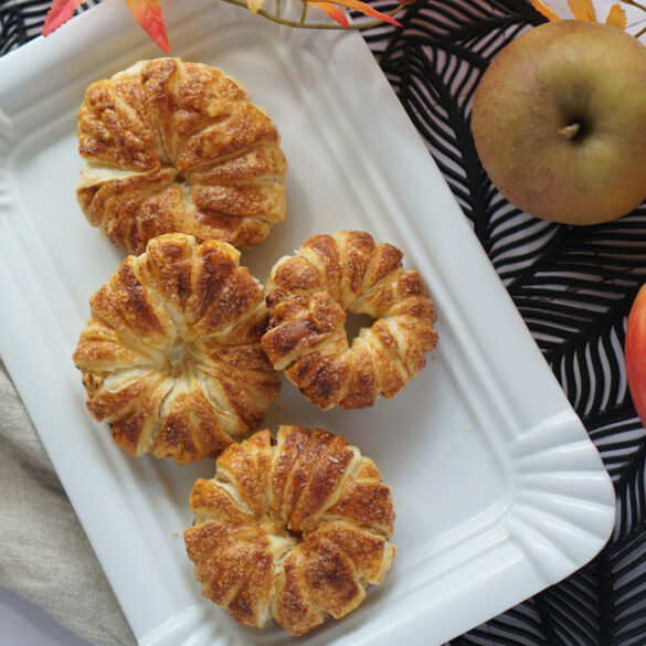 Apfel-Blätterteig-Ringe