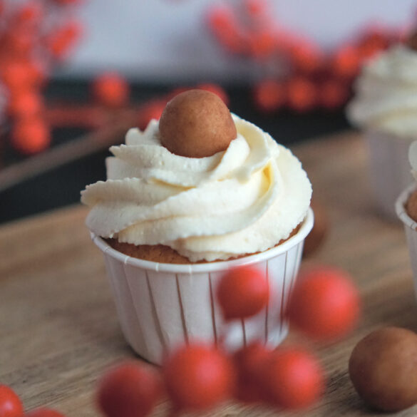 Marzipan Cupcakes