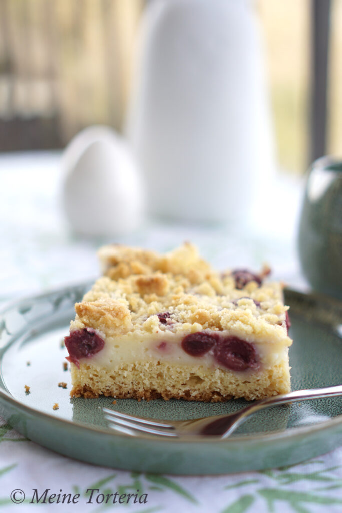 Kirsch-Pudding-Streuselkuchen