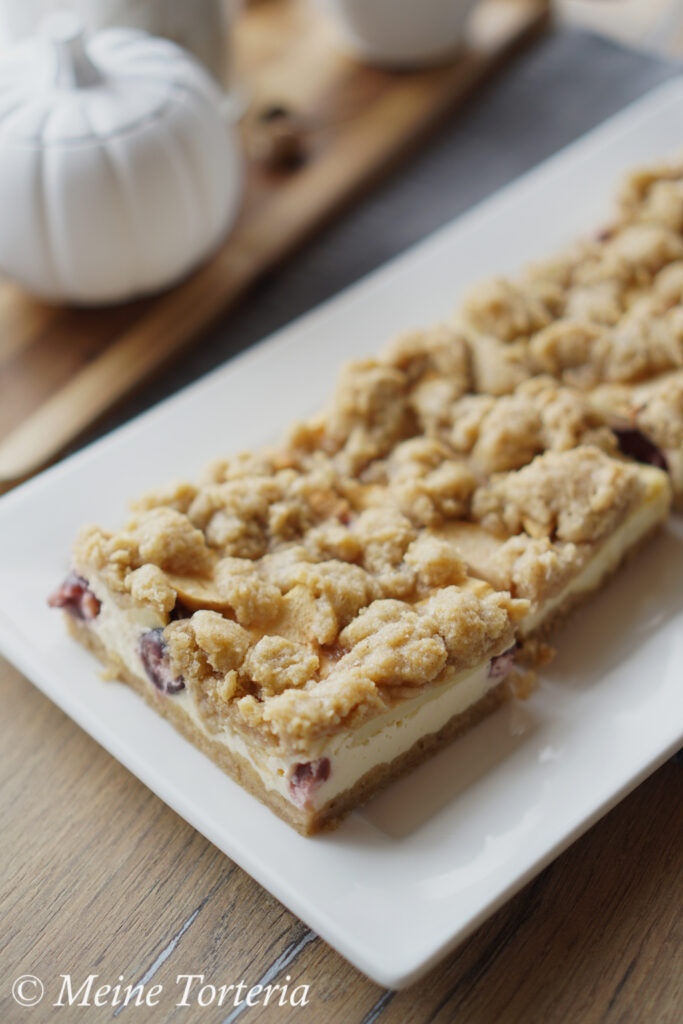 Apfel-Kirsch-Käsekuchen